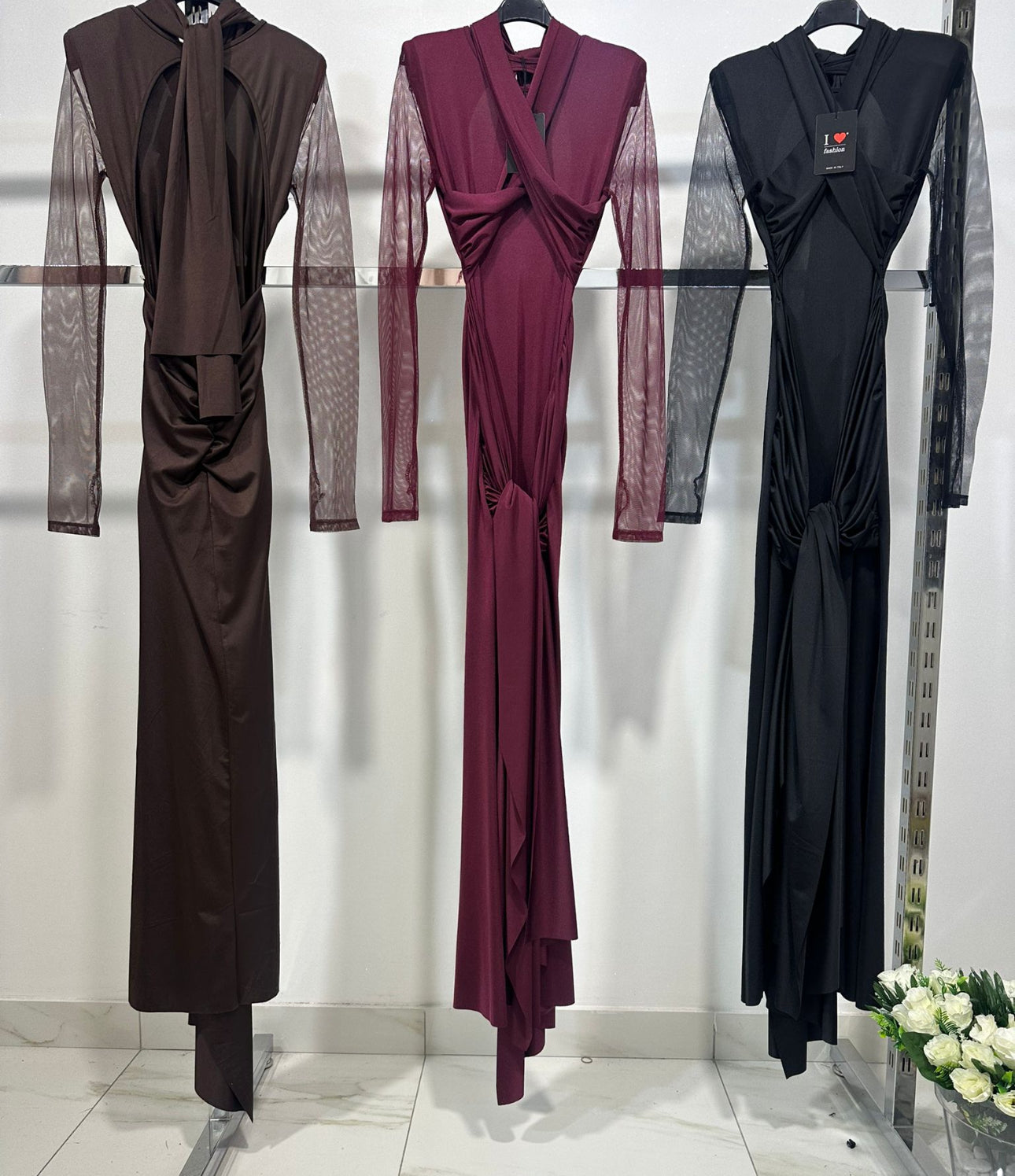 Taylor Velvet | Vestido Maxi con Manga de Tul y Espalda Descubierta