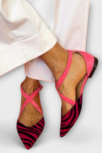 Fenna Loafers con Estampado de Cebra y Tiras Cruzadas
