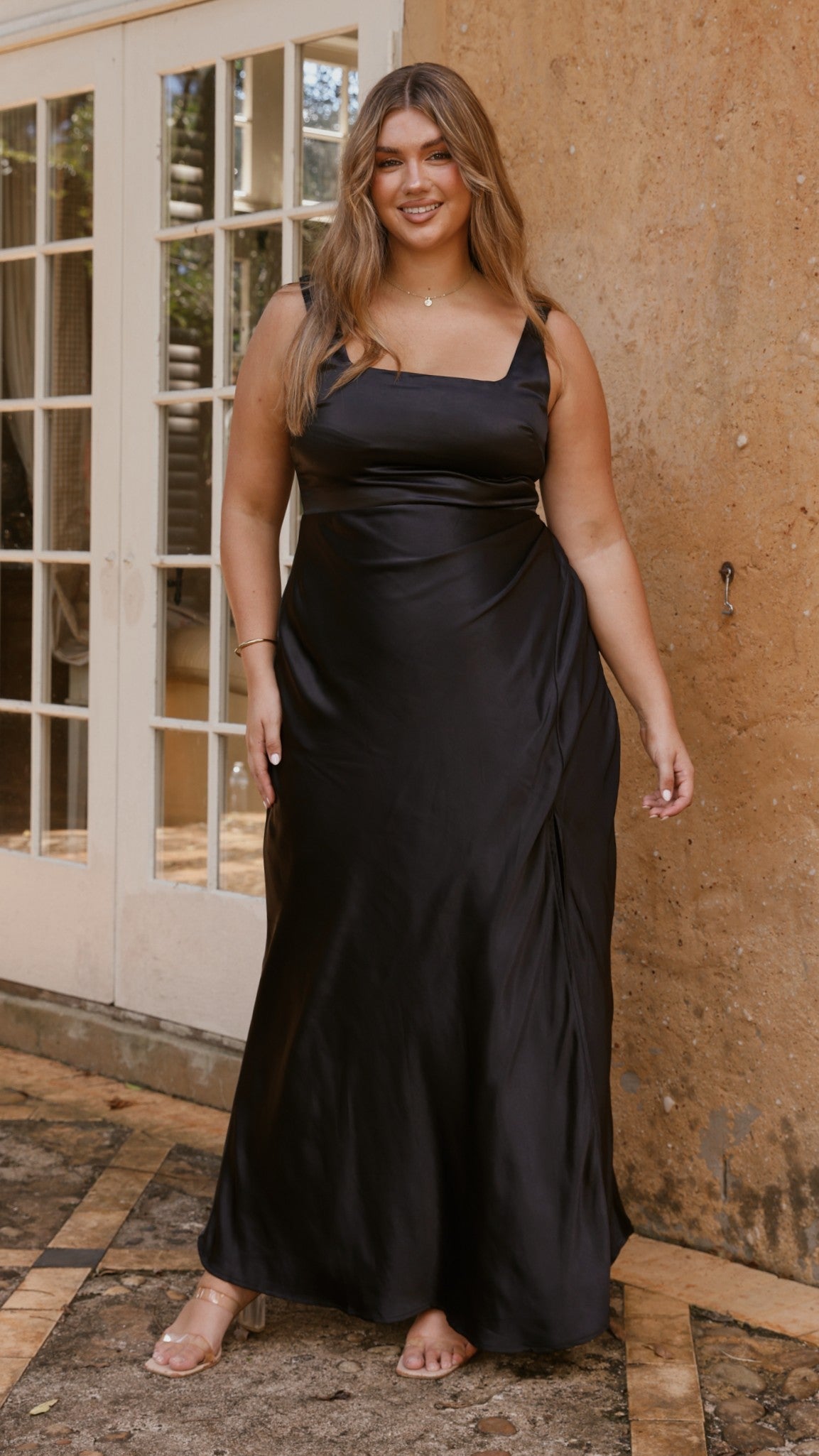Vestido Maxi Alaria - Negro