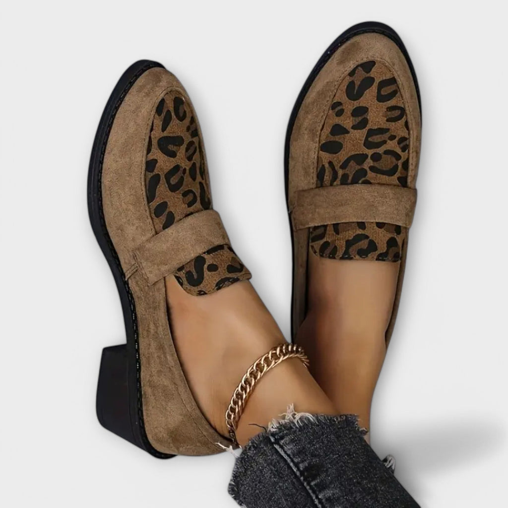 Aurora Couture | Zapatos leopardo de alta moda