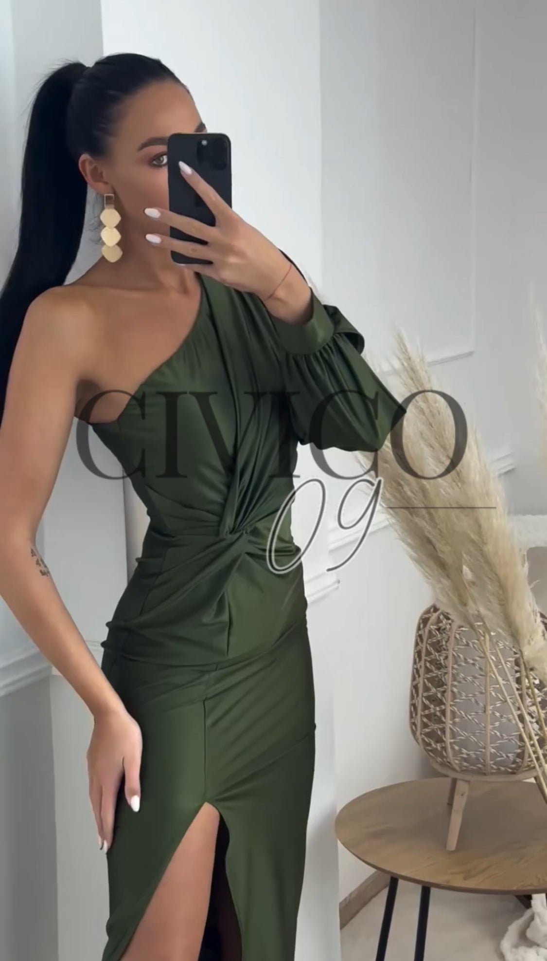 Sharon Satin | Vestido Midi de Satén de un Solo Hombro