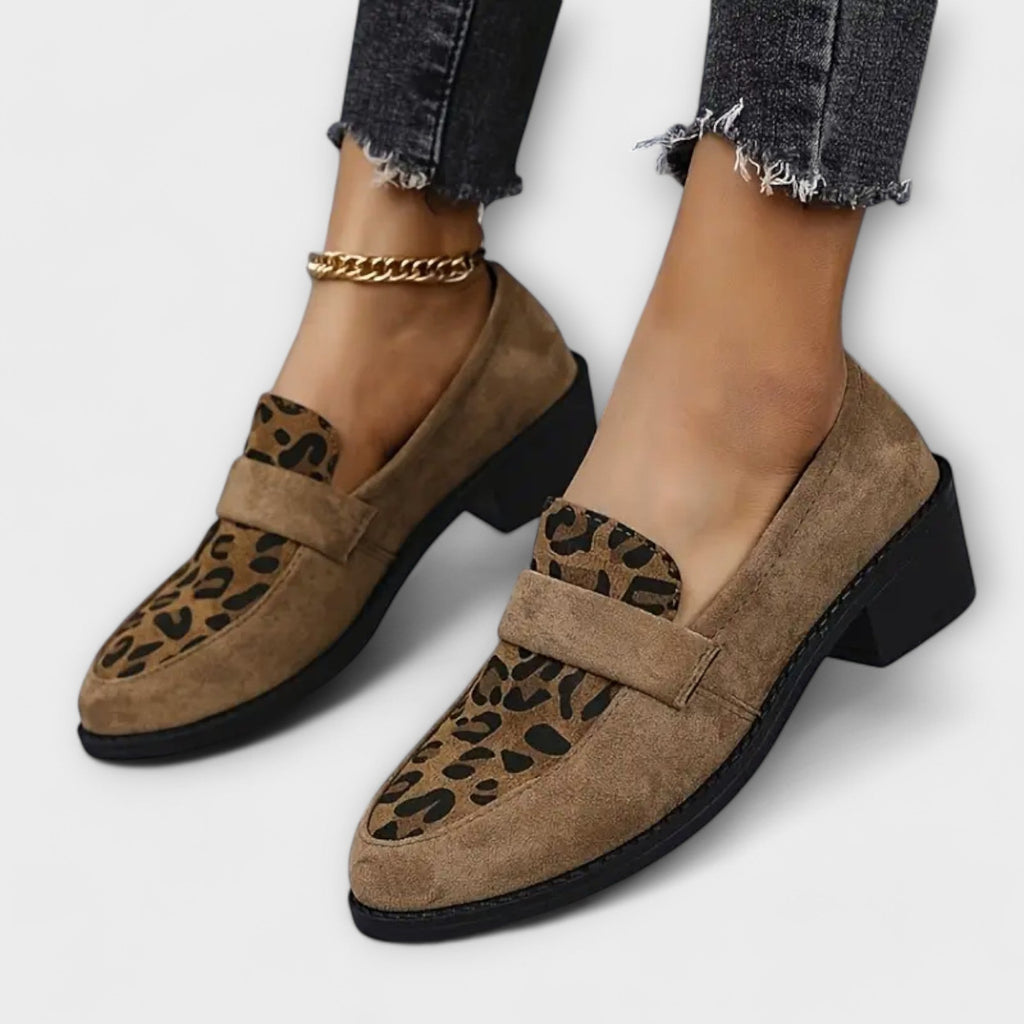 Aurora Couture | Zapatos leopardo de alta moda