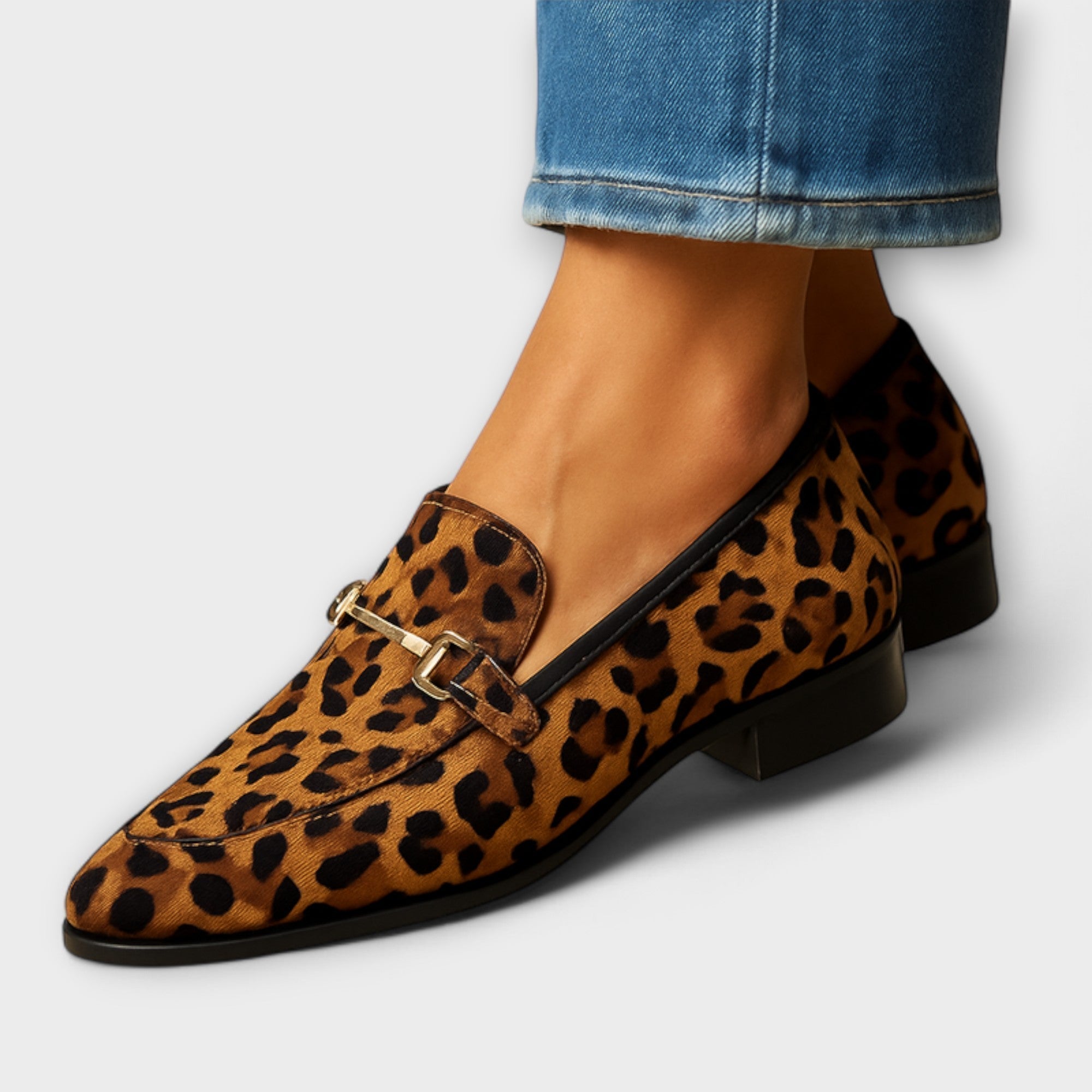 Rita Loafers Estampados con Hebilla Decorativa