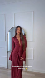 Patricia Rouge | Vestido Maxi Cruzado de Escote en V con Manga Larga