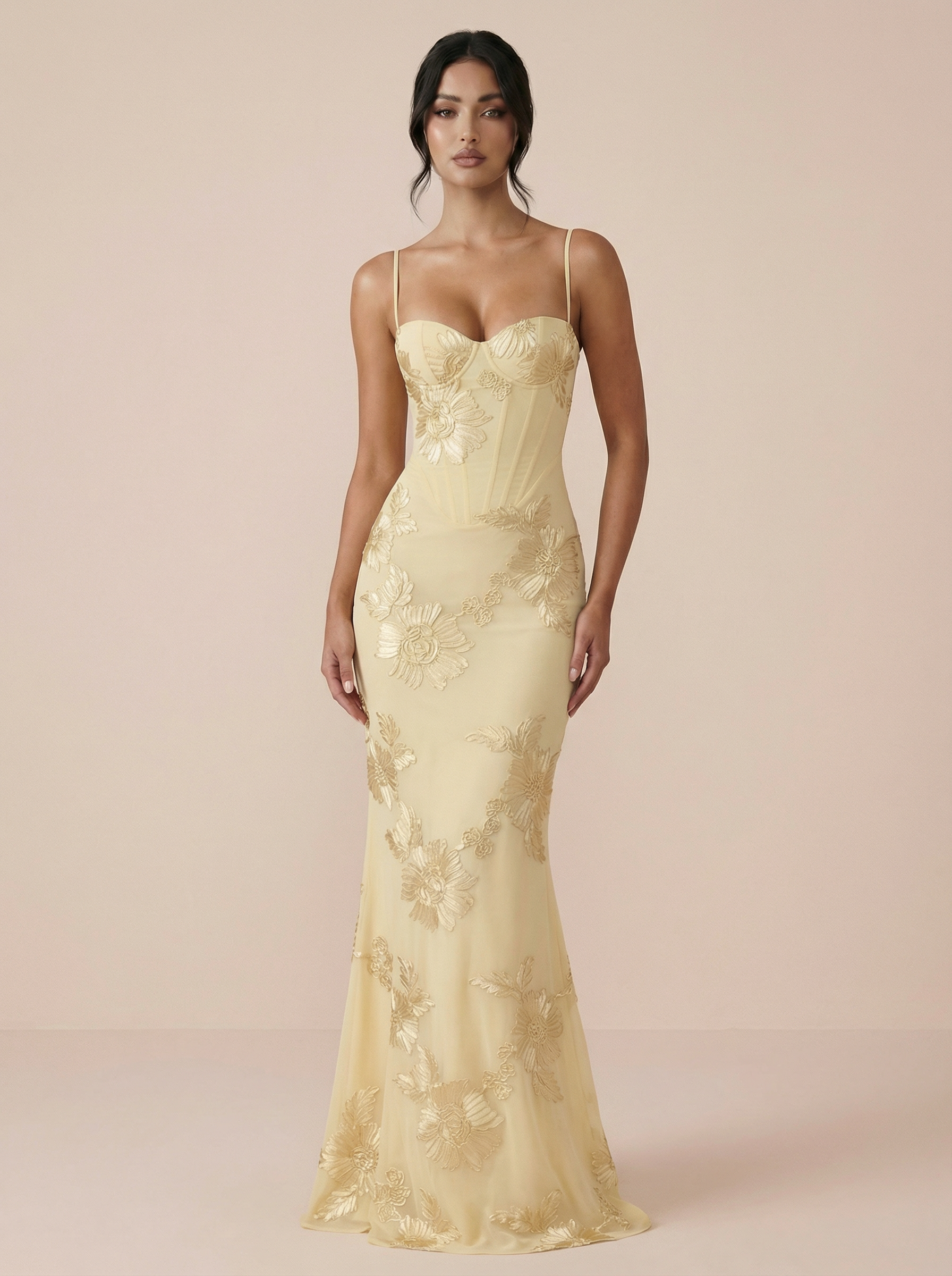 Renetta Vestido maxi sin espalda con tirantes finos y estampado floral