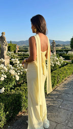 Vestido Gardenia — Maxi Halter con Rosa Corsage