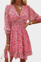 Benicia Vestido Floral de Manga Abullonada con Dobladillo Juguetón