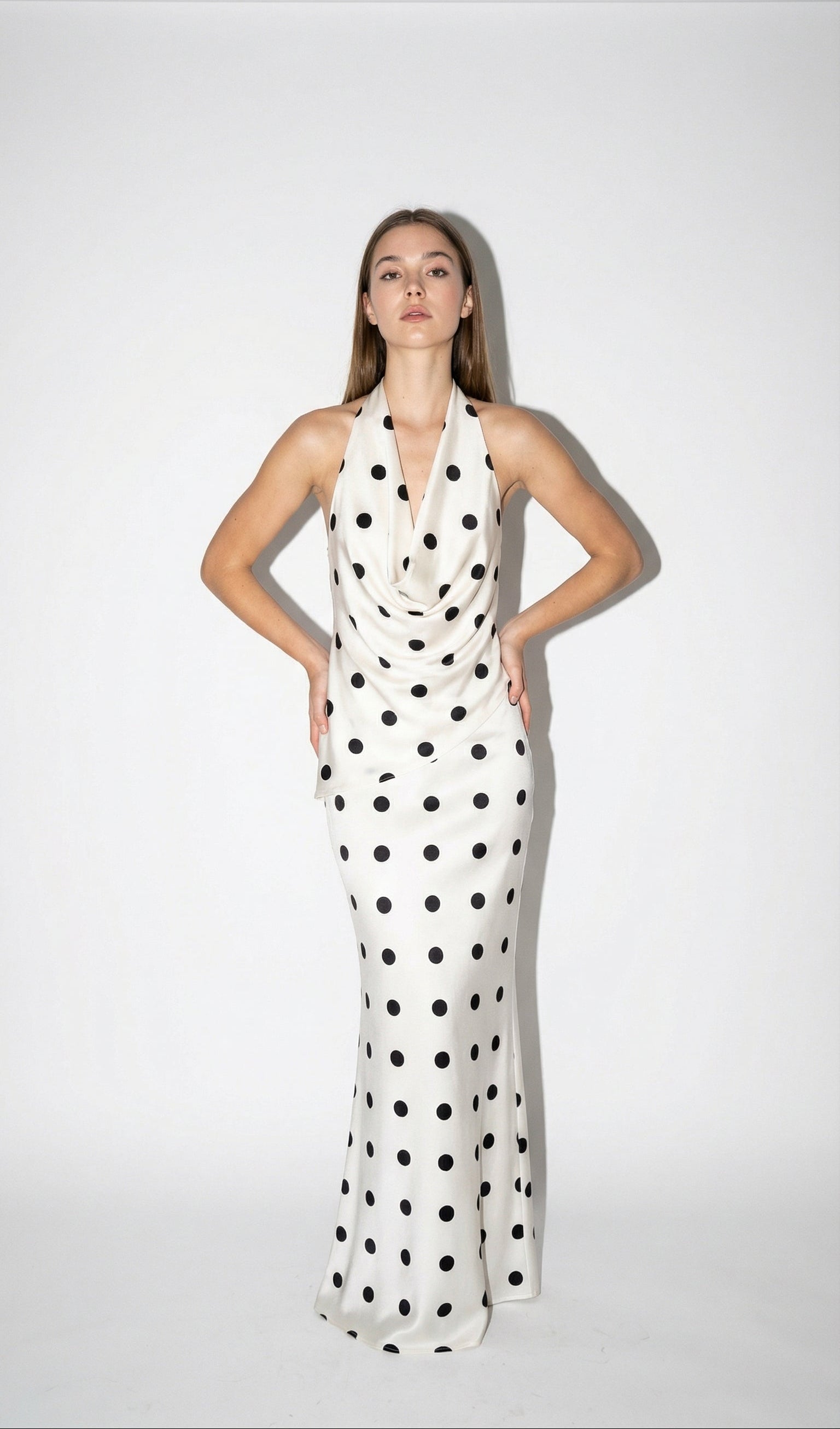 Carmela Maxi | Vestido Maxi Halter de Lunares