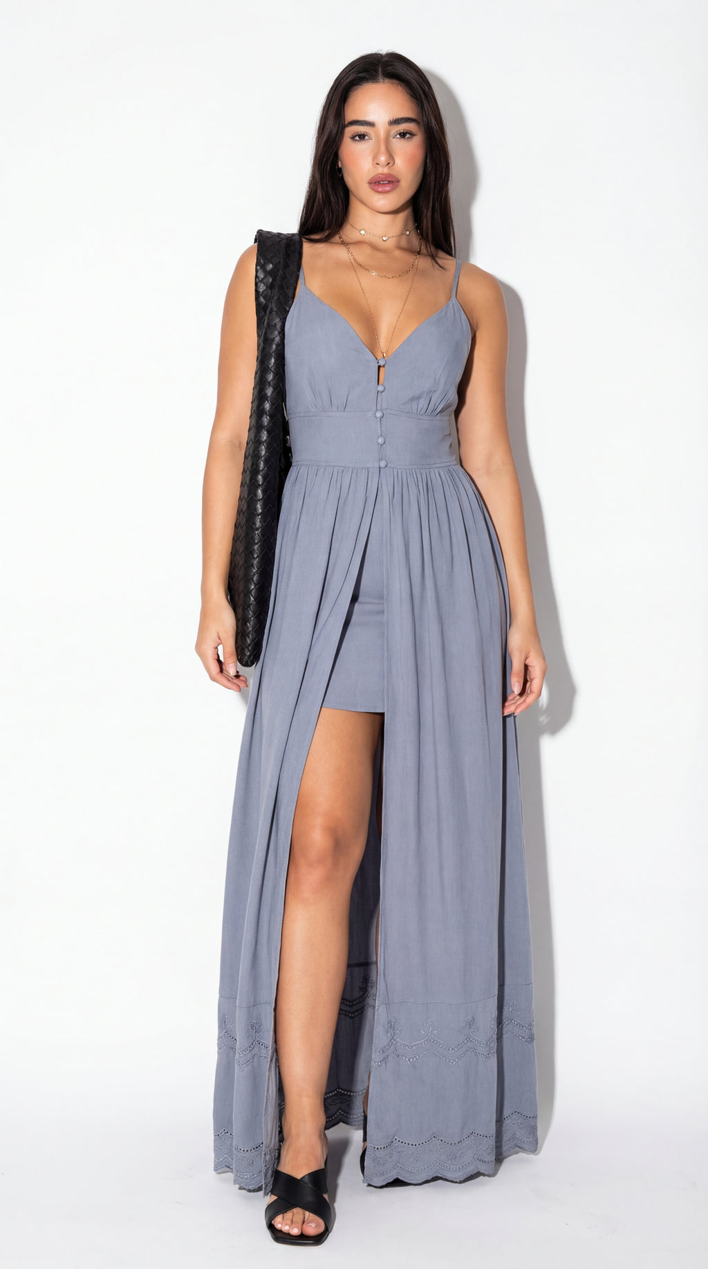 Desy Couture | Mono con Tirantes y Capa Maxi Asimétrica