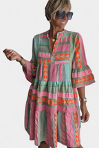 Gina Vestido Boho Corto Bordado con Escote en V y Mangas Acampanadas