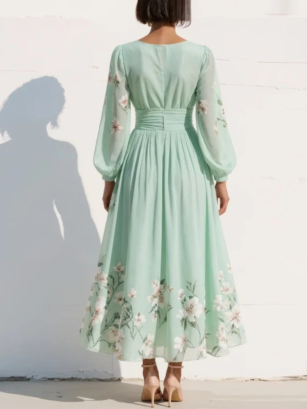 Gabriela ™ Vestido midi floral plisado de gasa con escote en V verde claro
