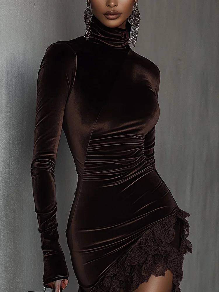 Isadora | Vestido de Terciopelo Asimétrico con Cuello Alto