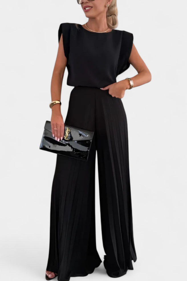 Liora Conjunto de Dos Piezas con Top Estructurado y Pantalón Plisado