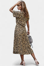 Rovena Vestido Midi de Lunares con Cuello Camisero y Cintura Ajustable