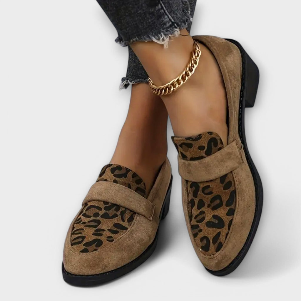 Aurora Couture | Zapatos leopardo de alta moda
