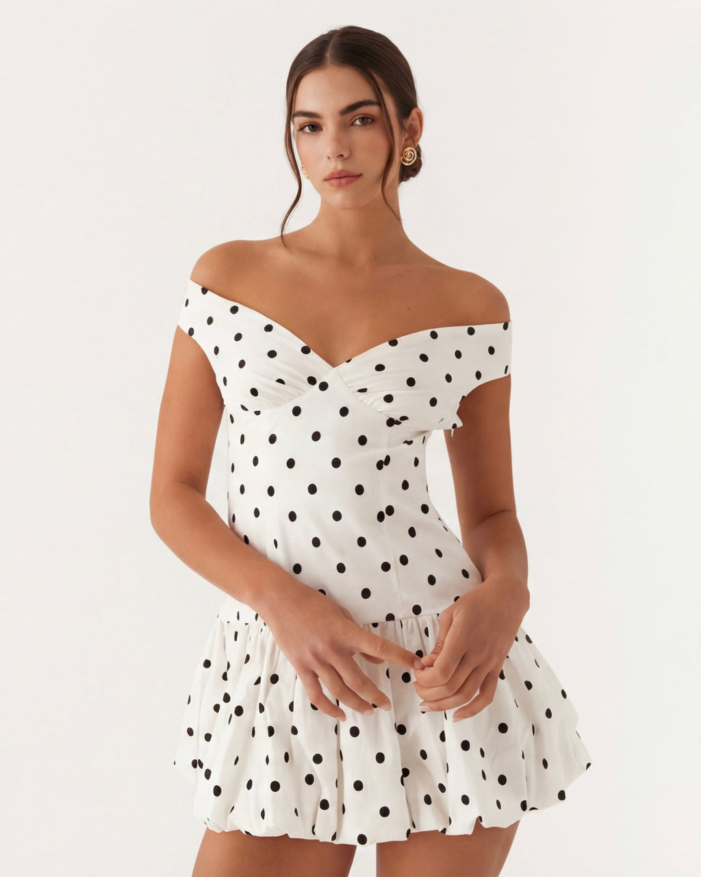 Vestido corto de Lunares