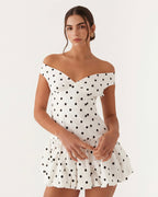 Vestido corto de Lunares