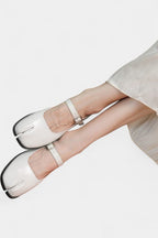 Martha Mary Janes de Cuero con Punta Dividida