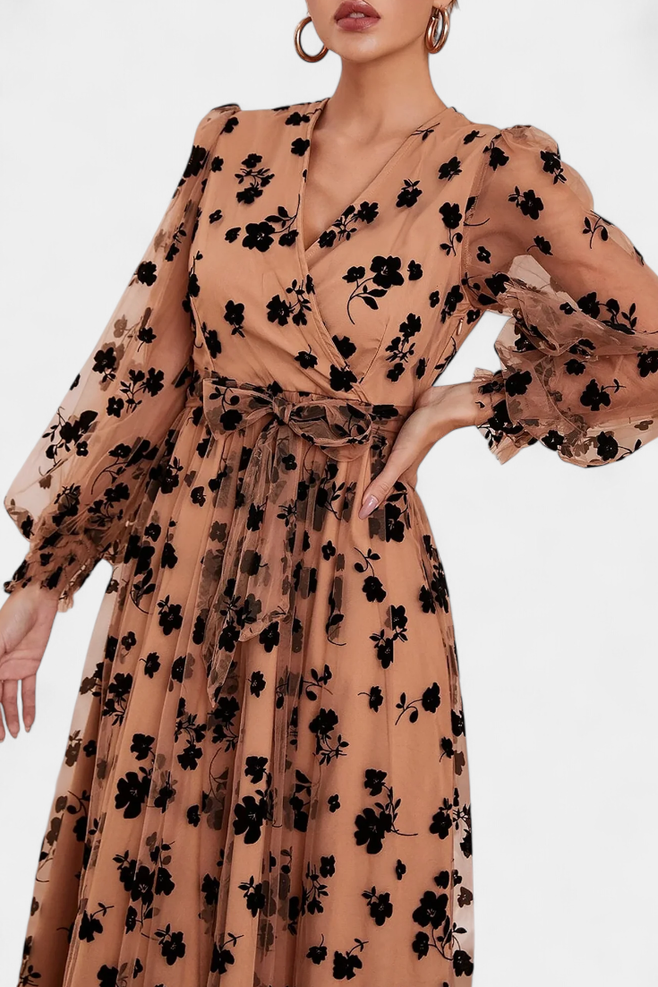 Iolanda Vestido Maxi de Encaje Floral con Mangas de Linterna