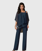 Sabrina Luxe – Conjunto de Dos Piezas con Capas Elegantes