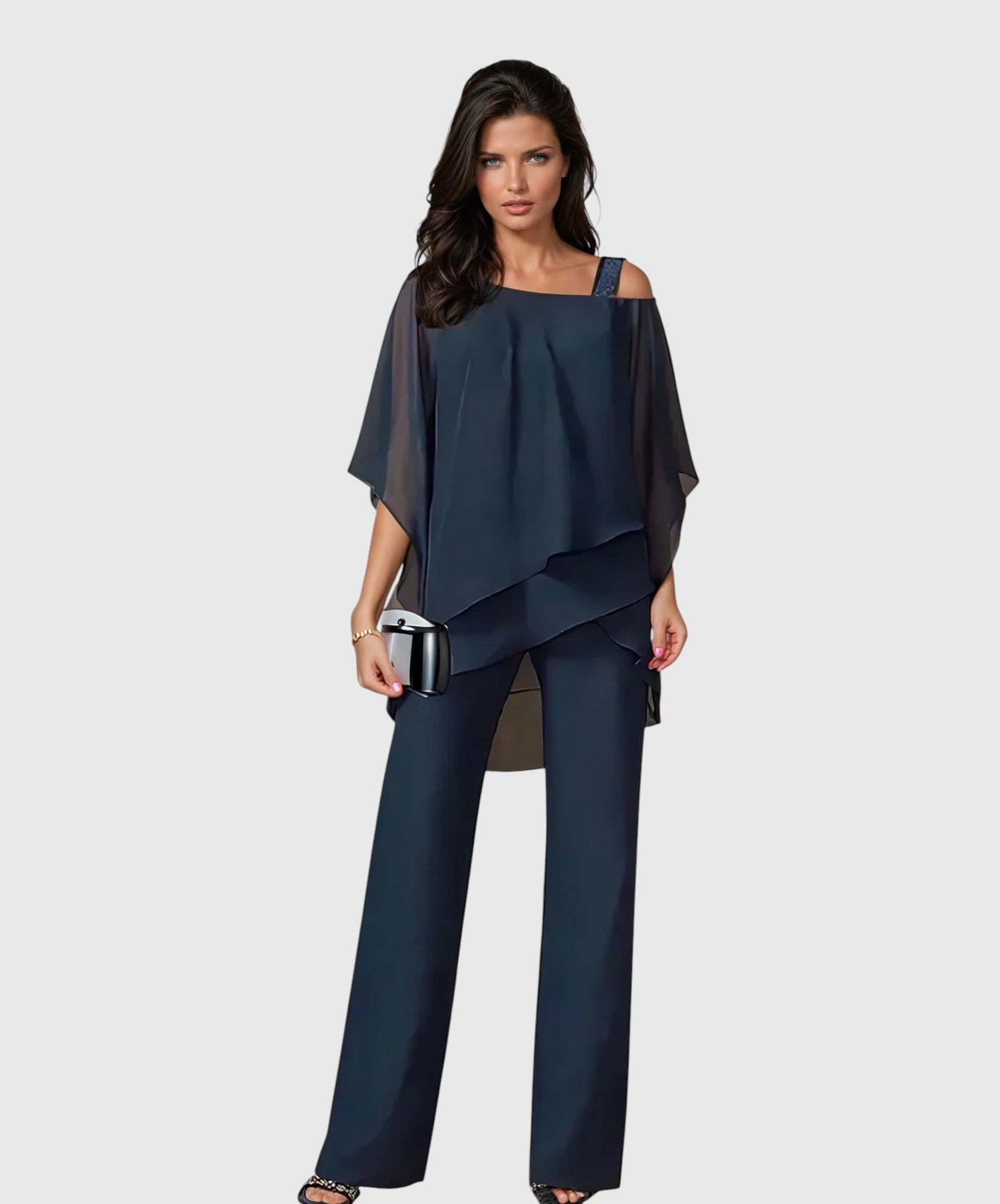 Sabrina Luxe – Conjunto de Dos Piezas con Capas Elegantes